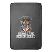 Patriottische Rottweiler Held Hond Vector Design Badmat (Voorkant Verticaal)