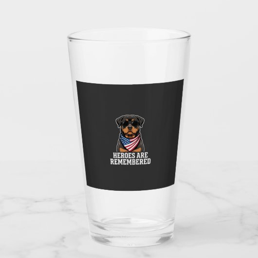 Patriottische Rottweiler Held Hond Vector Design Glas (Voorkant)