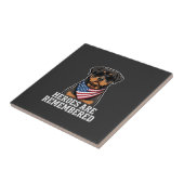 Patriottische Rottweiler Held Hond Vector Design Tegeltje (Zijkant)