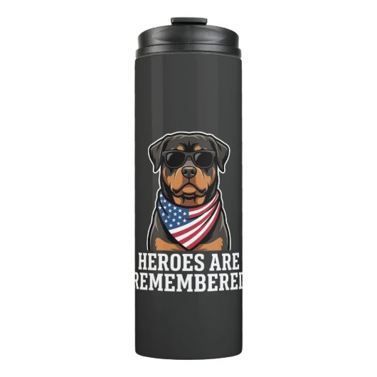 Patriottische Rottweiler Held Hond Vector Design Thermosbeker (Voorkant)