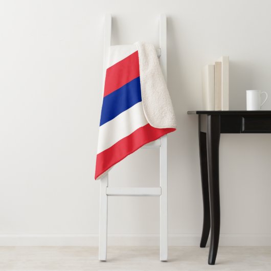 Patriottische Sherpa Blanket met Franse vlag Sherpa Deken (In situ)