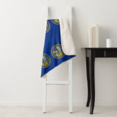 Patriottische Sherpa Blanket met vlag van Nebraska Sherpa Deken (In situ)