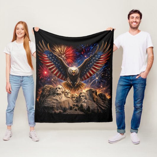 Patriottische Stekelarend Mount Rushmore-Vuurwerk Fleece Deken (In situ)