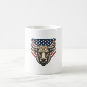 Patriottische Stier Kop Vintage Gravure Vector Kun (Center)