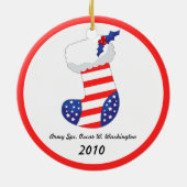 Patriottische Stocking - Vrolijke Kerstsoldaat Keramisch Ornament (Achterkant)