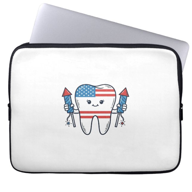 Patriottische Tand Mascotte Vuurwerk Vector Design Laptop Sleeve (Voorkant)