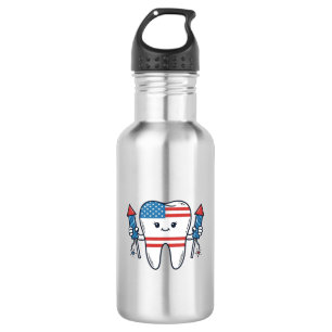 Patriottische Tand Mascotte Vuurwerk Vector Design Waterfles