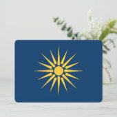 Patriottische uitnodigingen met de vlag van Macedo (Staand voorkant)