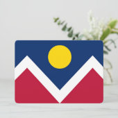 Patriottische uitnodigingen met vlag van Denver (Staand voorkant)