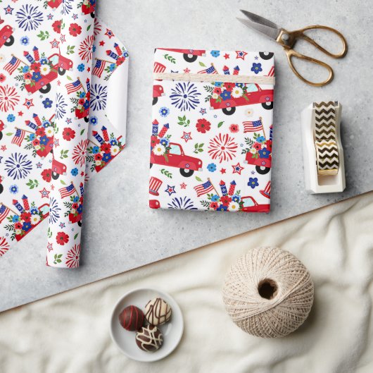 Patriottische vrachtwagen en vuurwerkpatroon cadeaupapier (Crafts)