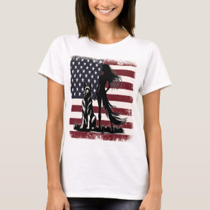 Patriottische vrouw en Duitse herder United Spirit T-shirt