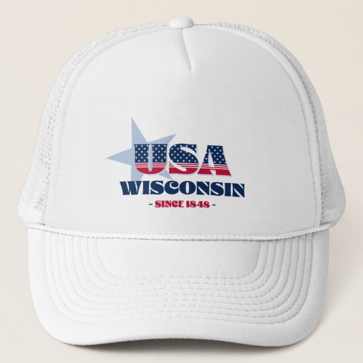 Patriottische Wisconsin Typography Trucker Hat Pet (Voorkant)
