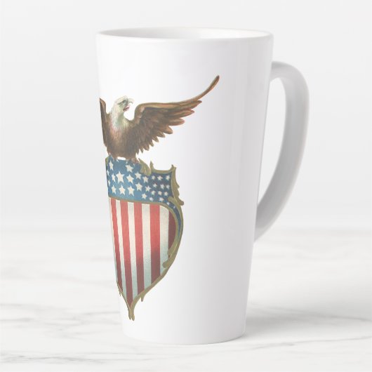  patriottisme, Proud Eagle over Amerikaanse vlag Latte Mok (Rechterhoek)