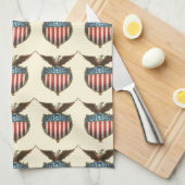  patriottisme, Proud Eagle over Amerikaanse vlag Theedoek (Quarter Fold)