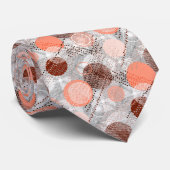 Patroon in een grote oranje, bruine stip stropdas (Opgerold)