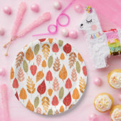 Patroon in gesneden herfst leest papieren bordje (Feest)