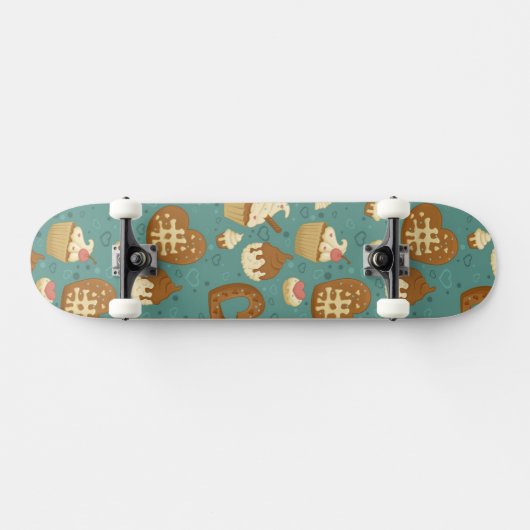 Patroon met cupcakes en snoepjes persoonlijk skateboard (Horizontaal)