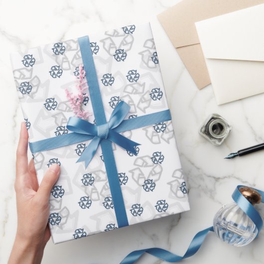 Patroon met eco symbool op witte achtergrond cadeaupapier (Geschenken)