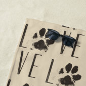 Patroon met een Pauw-afdruk die liefde uitspreidt Strandlaken (In situ)