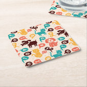 Patroon met grappige katten en honden kartonnen onderzetters (Schuin)