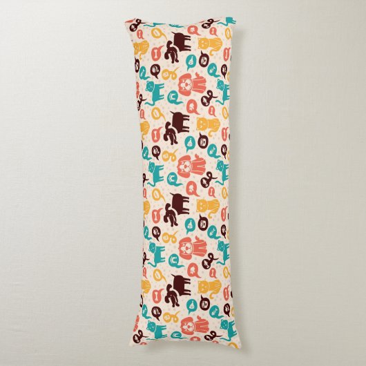 Patroon met grappige katten en honden lichaamskussen (Voorkant Verticaal)