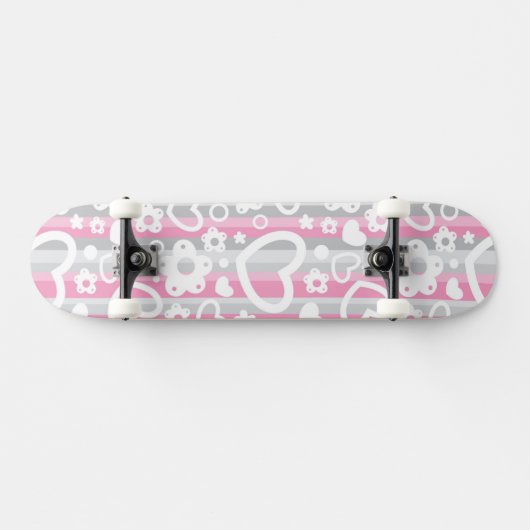 Patroon met hart en bloemen skateboard (Horizontaal)