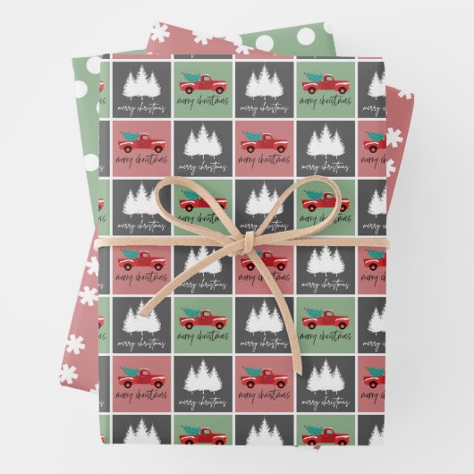 Patroon met rode en groene kerstrode pasta inpakpapier vel (In situ)