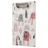 patroon met schattige olifanten en reuzengiraffes klembord (Links)