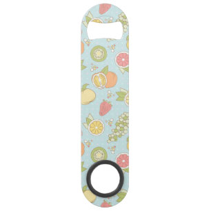 Patroon met vruchten en bessen speed flessenopener