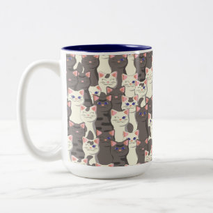 Patroon met witte en grijze katten tweekleurige koffiemok