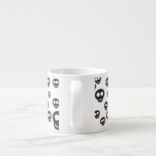 Patroon met zwarte schedels op wit espresso kop (Achterkant)