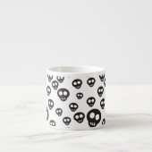 Patroon met zwarte schedels op wit espresso kop (Voorkant)