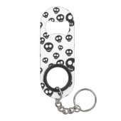 Patroon met zwarte schedels op wit mini flessenopener (Achterkant)