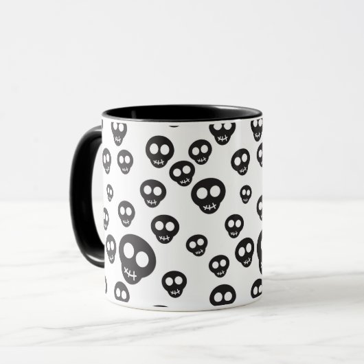 Patroon met zwarte schedels op wit mok (Voorkant links)