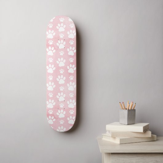 Patroon op poten, witte poten, Waterverven, roze Persoonlijk Skateboard (Muurkunst)