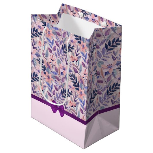 Patroon Paarse Bloemen Gift Bag Medium Cadeauzakje (Voorkant Gekanteld)