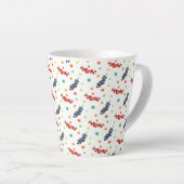 Patroon van bessen, rode bes, bosbes, fruit latte mok (Rechterhoek)