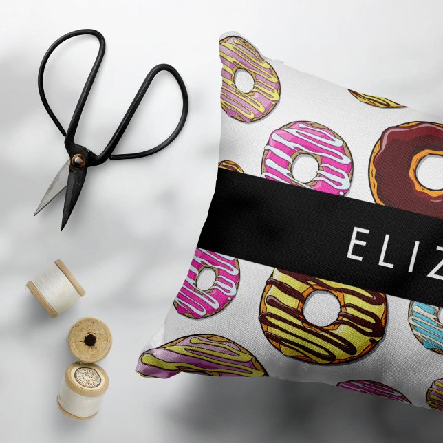 Patroon van donuts, kleurrijke donuts, Jouw naam Accent Kussen (Creator heeft geüpload)