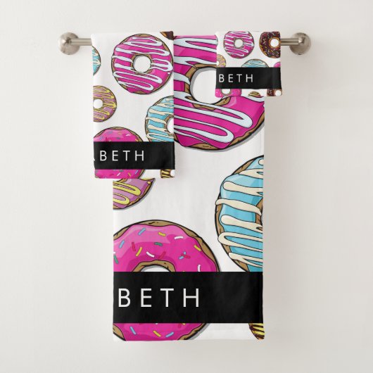 Patroon van donuts, kleurrijke donuts, Jouw naam Bad Handdoek (Insitu)