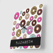 Patroon van donuts, kleurrijke donuts, Jouw naam Vierkante Klok (Hoek)