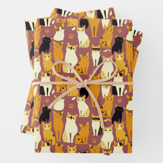 Patroon van gember, zwarte en witte katten inpakpapier vel (In situ)