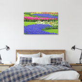 Patroon van Hyacint en Tulpenbloemen in Keukenhof Canvas Afdruk (Insitu (Slaapkamer))