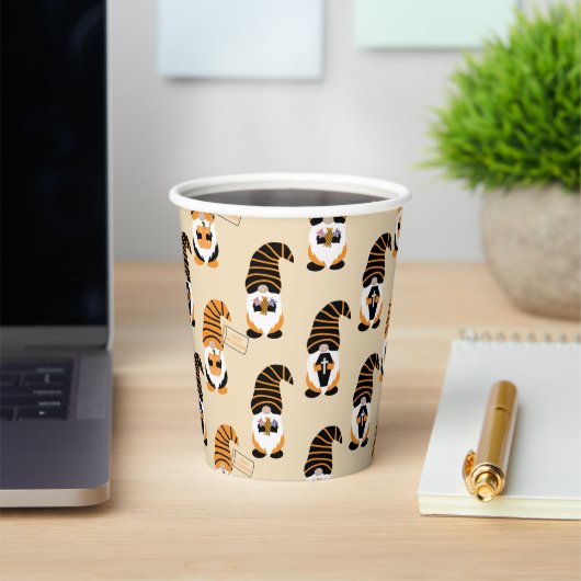 Patroon van kabouters, Halloween kabouters Trick o Papieren Bekers (Insitu)