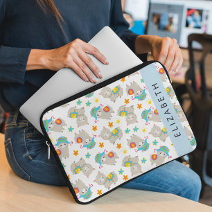 Patroon van lama's, alpaca's, bloemen, Jouw naam Laptop Sleeve
