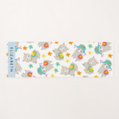 Patroon van lama's, alpaca's, bloemen, Jouw naam Yogamat (Voorkant (horizontaal))