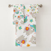 Patroon van lama's, schildlama's, alpaca's, bloeme bad handdoek (Insitu)