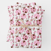 Patroon van luibugs, luidobbels, roze luidobbels inpakpapier vel (In situ)