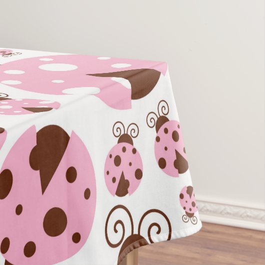 Patroon van luibugs, luidobbels, roze luidobbels tafelkleed (Voorbeeld)