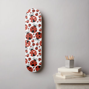 Patroon van luibugs, luidoezels, rode luibugs persoonlijk skateboard