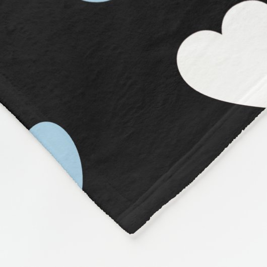 Patroon van poten, reuzenpoten, blauwe poten, witt fleece deken (Hoek)